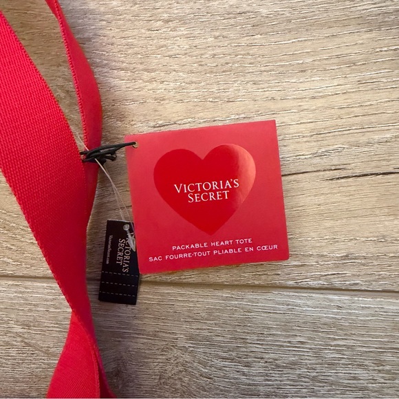Victoria's Secret Red Heart Packable Tote Bag, a limited edition release NEW - Picture 6 of 10